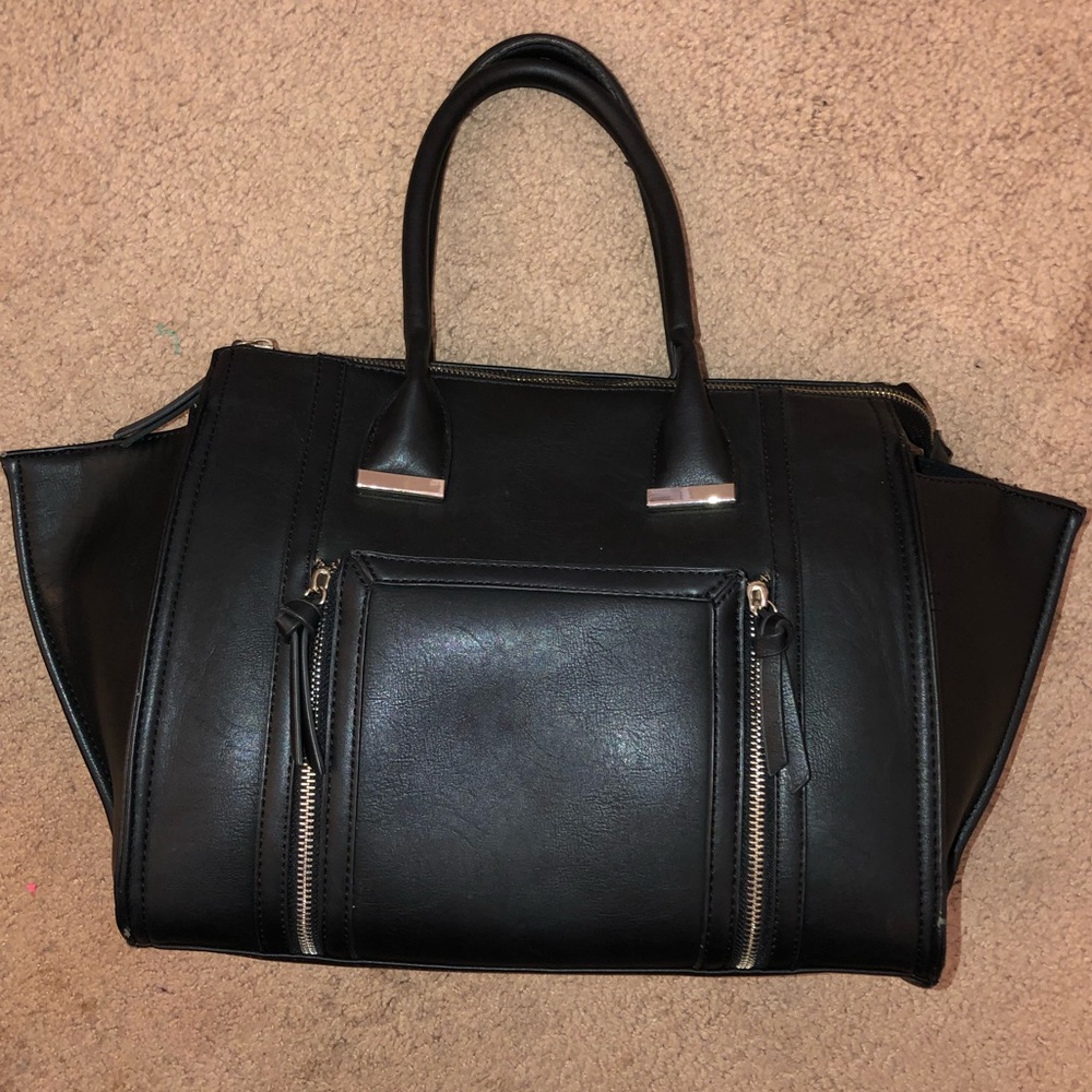 •Forever 21 Handbag•